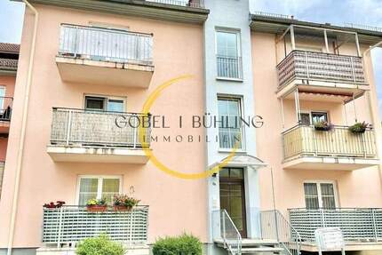 RESERVIERT - Wohnungspaket für Faktor 7 (SOLL) & 460 EURqm mit Balkonen und Stellplätzen in ruhiger Lage Weidas 1 zimmer