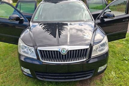 Skoda Octavia 180.000 km 4.500 &euro; Schirgiswalde Kirschau 02681