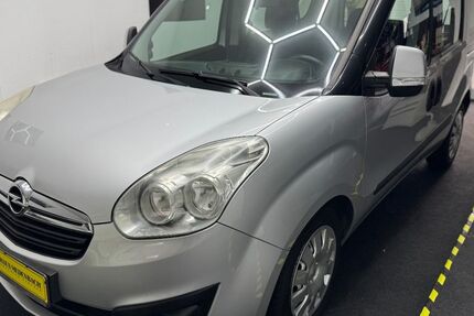 Opel Combo 126.432 km 6.990 &euro; Wiesbaden 65207