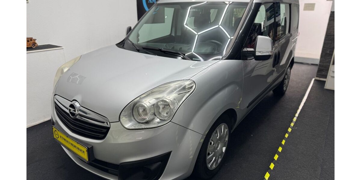 Opel Combo 126.432 km 6.990 &euro; Wiesbaden 65207
