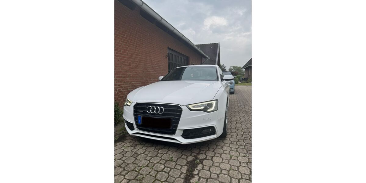 Audi A5 215.000 km 14.399 &euro; Lübeck 23552