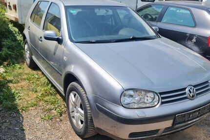 VW Golf 185.471 km 2.000 &euro; Biberach 88400