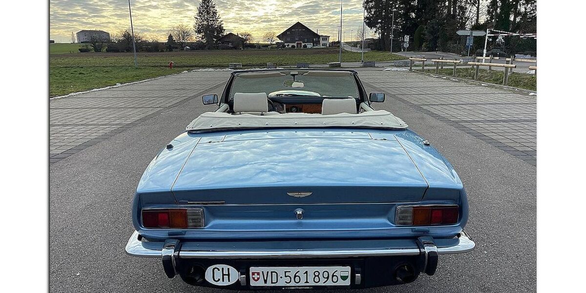 Aston Martin V8 Vantage 113.000 km 20.440 &euro; München 81675