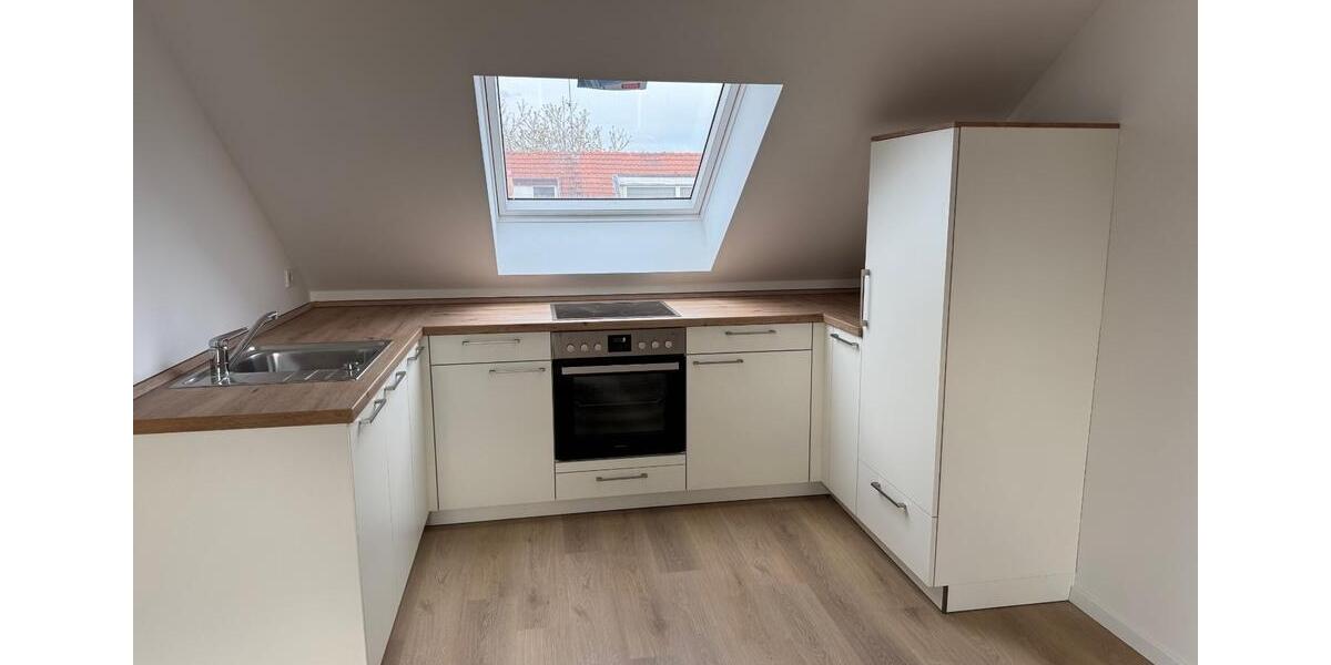 Dachgeschoßwohnung Bielefeld Mitte - 1 Zimmer, 32 m&sup2;, 400&euro; | Angebot:26367876