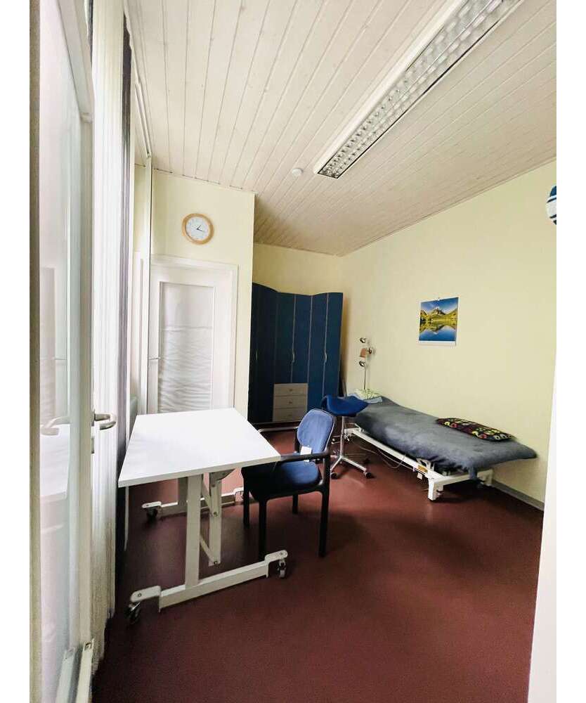 Büro in Schriesheim 1.200 € 147.71 m²