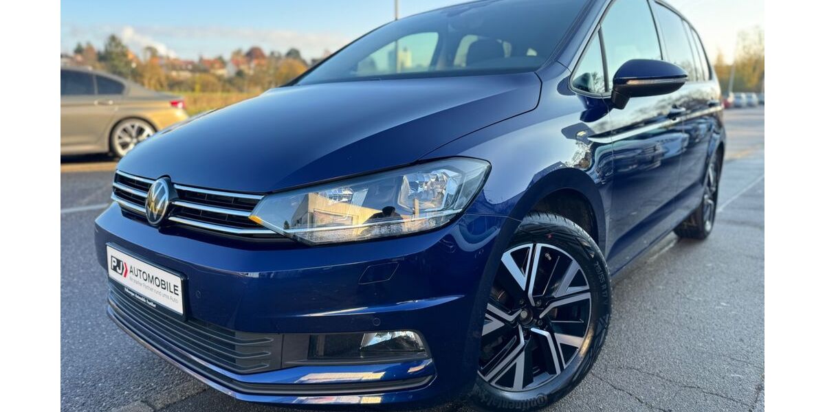 VW Touran 31.900 km 27.499 &euro; Kornwestheim 70806