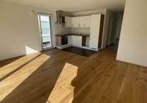 Modern geschnittene 3 Zi-Whg. mit Balkon und inkl. Küche