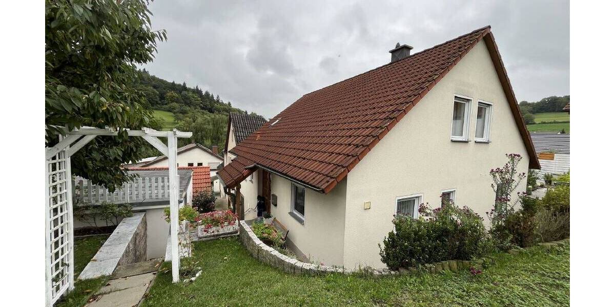 Zwei Wohnhäuser in Niederrimbach zimmer