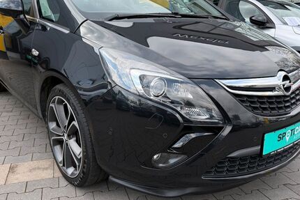 Opel Zafira 88.000 km 16.950 &euro; Bornheim 53332