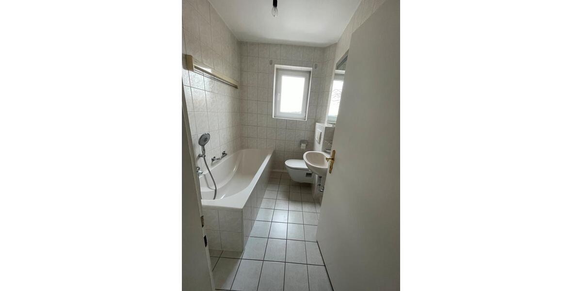 Erdgeschoßwohnung Salzweg - 3 Zimmer, 78 m&sup2;, 650&euro; | Angebot:26113167