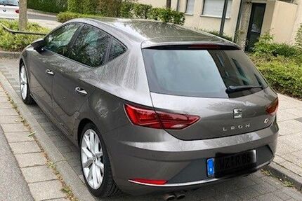 Seat Leon 202.803 km 8.500 &euro; Frankfurt 60438