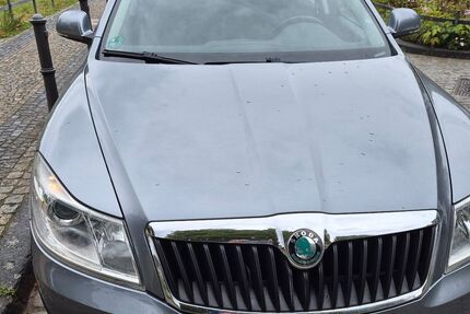 Skoda Octavia 123.500 km 4.700 &euro; Bonn 53175