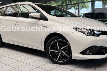 Toyota Auris 56.300 km 15.990 &euro; Bremen 28207