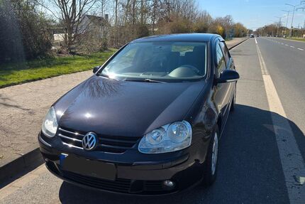 VW Golf 150.000 km 5.700 &euro; Salzgitter 38226