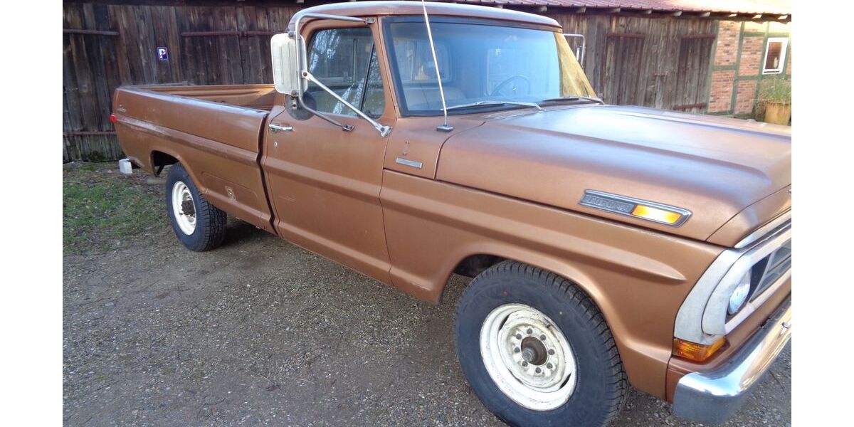 Ford F 250 77.000 km 17.800 &euro; Hüttblek 24641