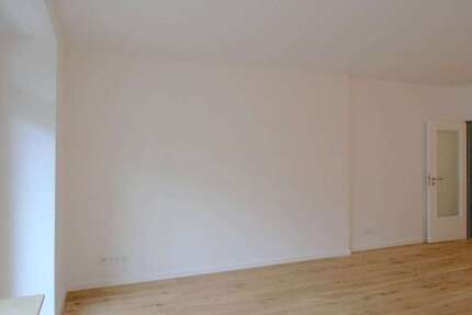 Wohnung zum Kaufen in Düsseldorf 330.000 € 73.5 m² 2 zimmer