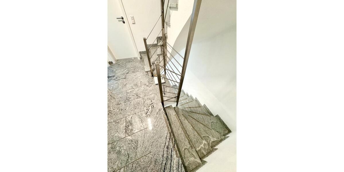 Reihenhaus Königsbrunn - 6 Zimmer, 148 m&sup2;, 750.000&euro; | Angebot:26864401
