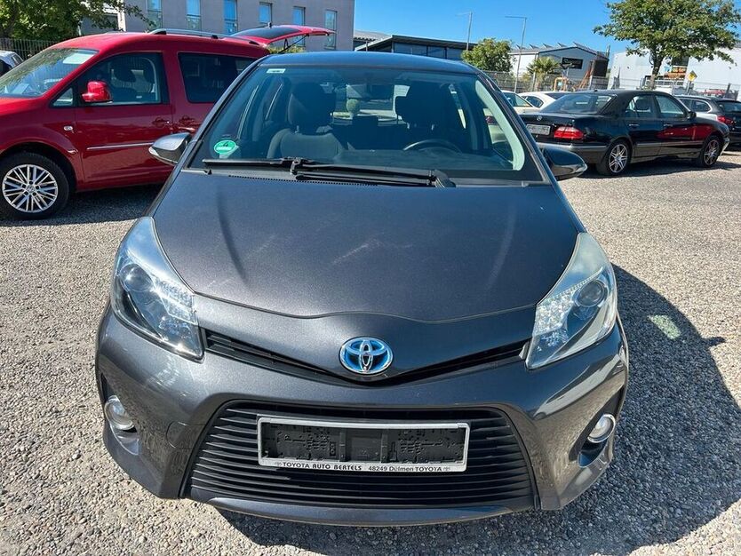 Yaris