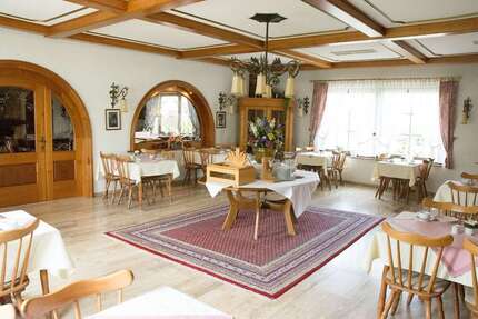 Büro in Breuna 2.700 € 24 m²