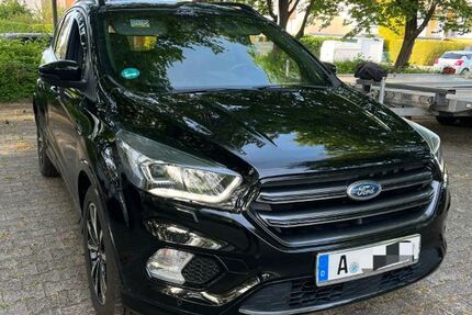 Ford Kuga 121.000 km 15.990 &euro; Augsburg 86179