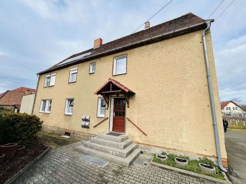 Haus zum Kaufen in Schwepnitz 225.000 € 230 m²