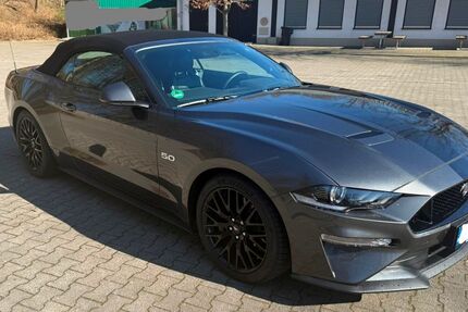 Ford Mustang 2.000 km 45.000 &euro; Menden 58706