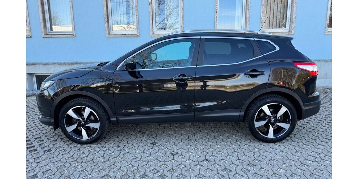 Nissan Qashqai 141.000 km 9.999 &euro; Amberg 92224