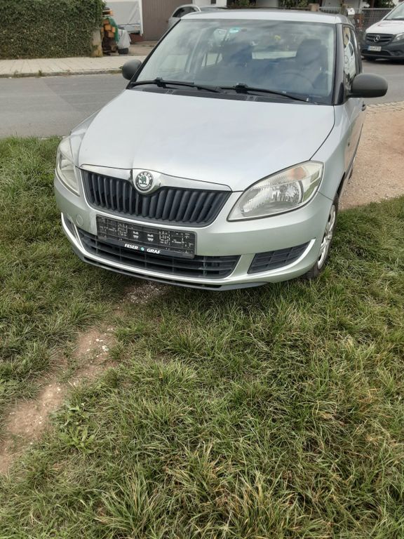 Skoda Fabia 114.700 km 2.900 € Oberasbach 90522
