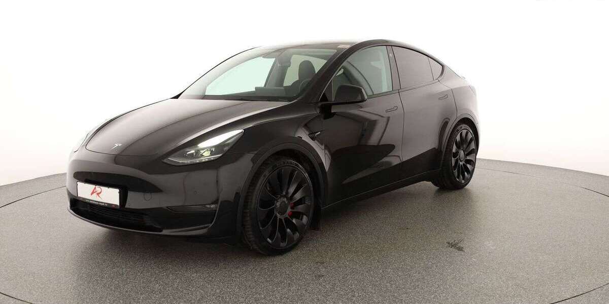 Tesla Model Y 45.851 km 37.880 &euro; Berlin 12103