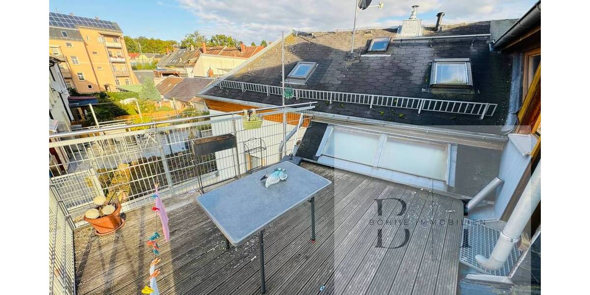 Viel Platz für Ihre Ideen - Einfamilienhaus mit Dachterrasse und Ausbaumöglichkeit 7 zimmer