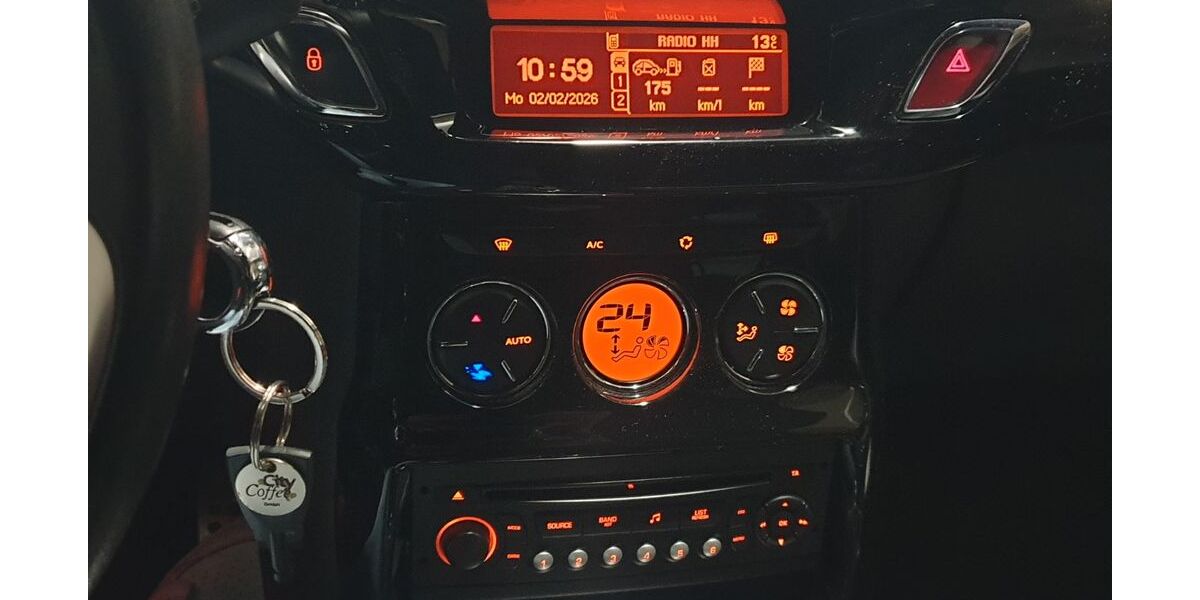 Citroen DS3 75.300 km 5.350 &euro; Hamburg 22303