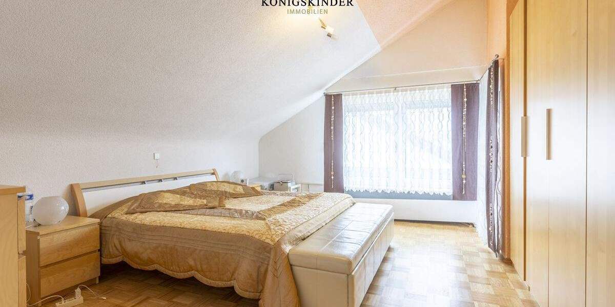Doppelhaushälfte Ebersbach an der Fils Ebersbach - 7 Zimmer, 193 m&sup2;, 639.000&euro; | Angebot:25671731