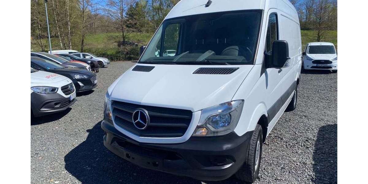 Mercedes-Benz Sprinter 93.500 km 19.490 &euro; Trieb 08239