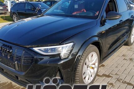 Audi e-tron 48.300 km 42.900 &euro; Osnabrück 49084