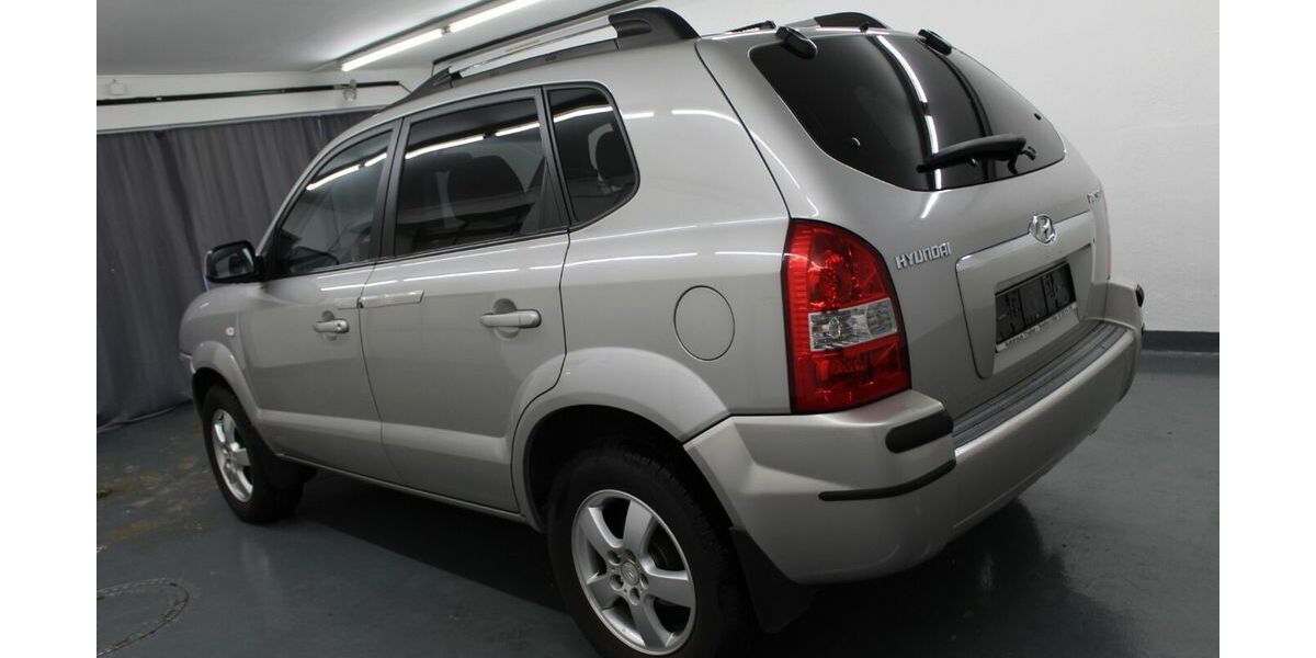 Hyundai TUCSON 80.603 km 4.200 &euro; München 80993