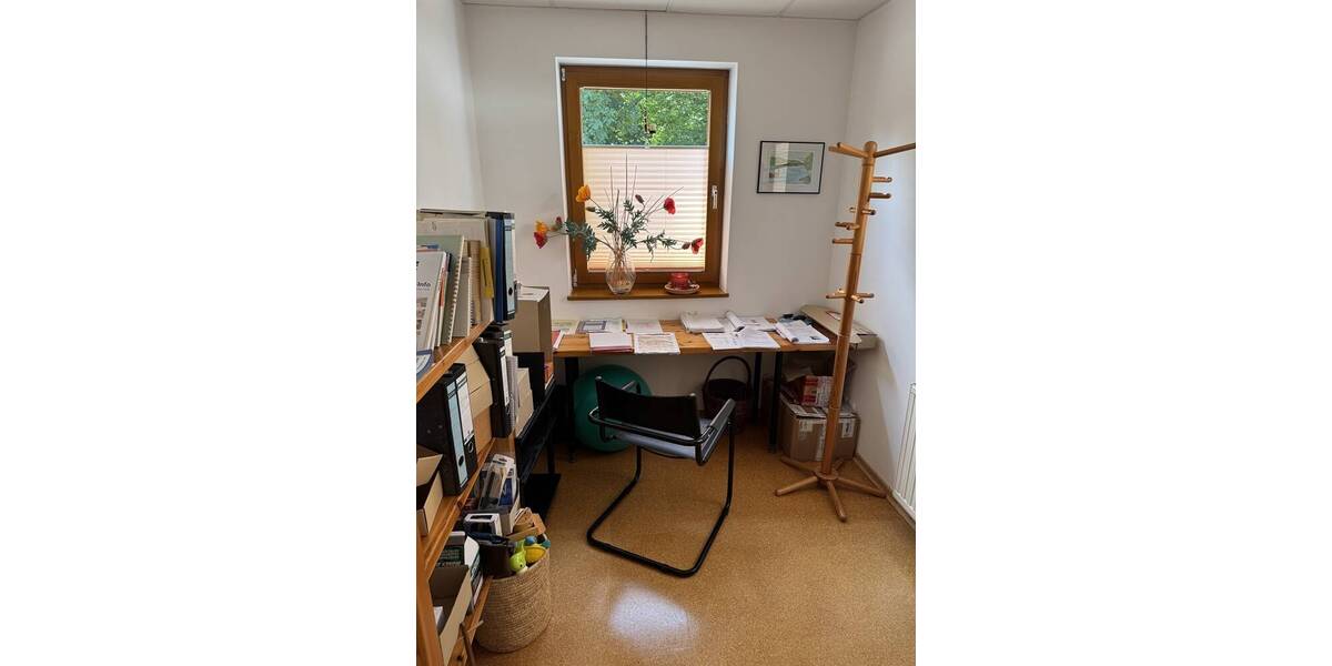 Top gepflegte Physiopraxis sucht neuen Mieter! 5 zimmer