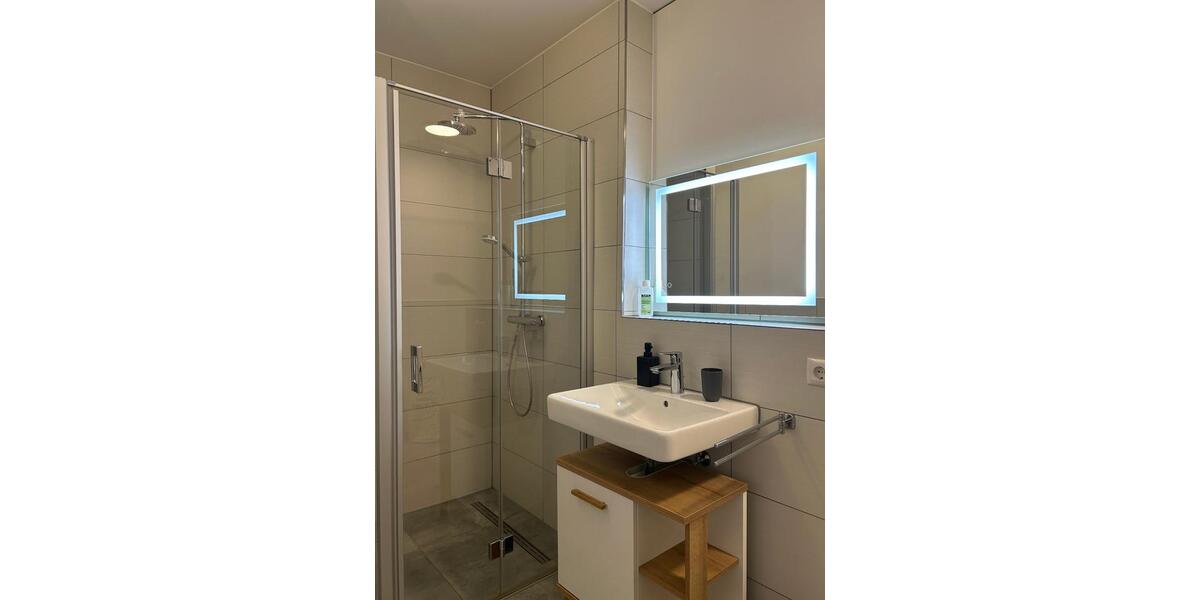 Etagenwohnung Bruchsal - 2 Zimmer, 76 m&sup2;, 1.223&euro; | Angebot:25963184