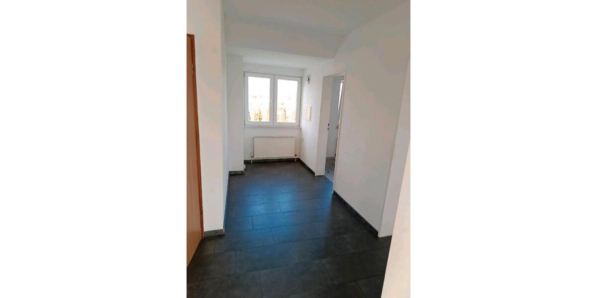 Dachgeschoßwohnung Langwedel - 4 Zimmer, 95 m&sup2;, 950&euro; | Angebot:25981006