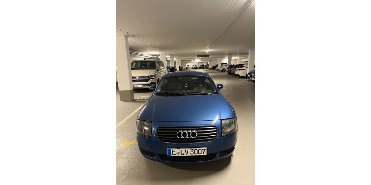 Audi TT 217.661 km 6.999 &euro; Essen 45131