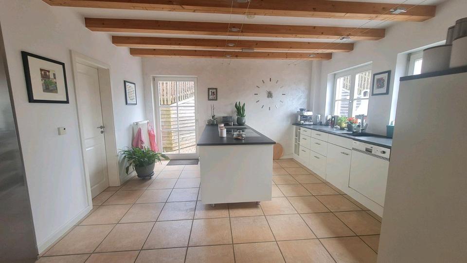Einfamilienhaus Steindorf - 7 Zimmer, 244 m&sup2;, 880.000&euro; | Angebot:25979721