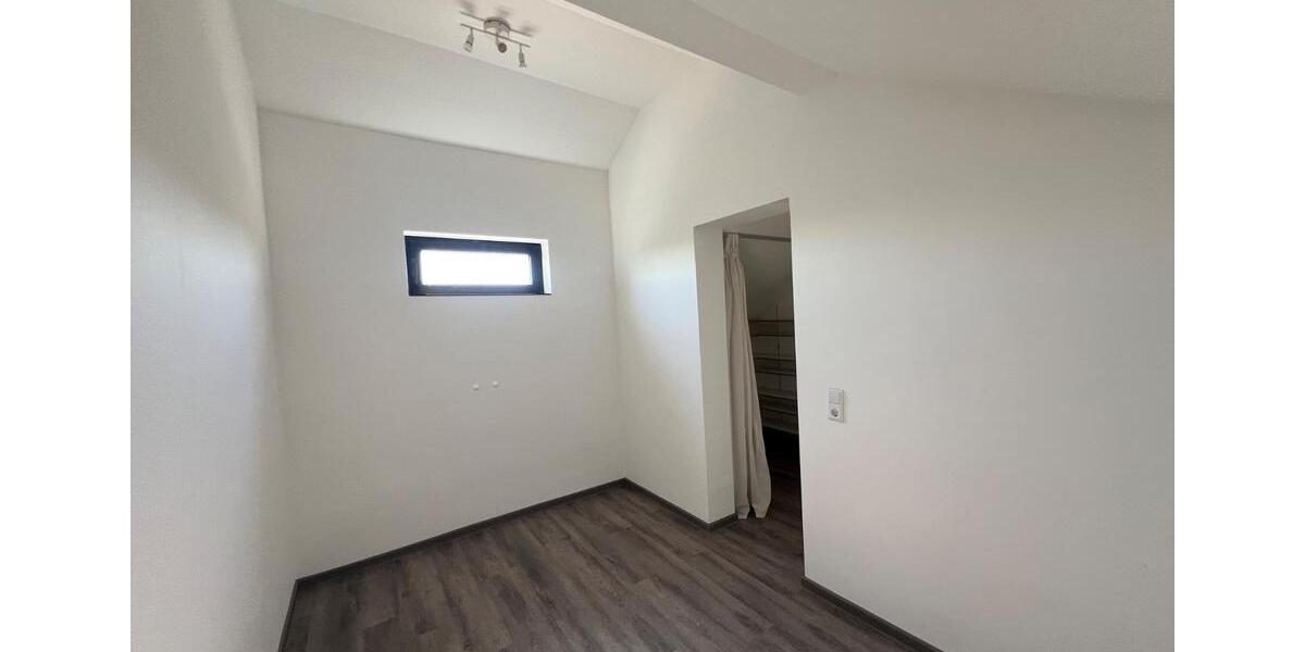 Etagenwohnung Saarlouis - 5 Zimmer, 116 m&sup2;, 239.000&euro; | Angebot:26468273