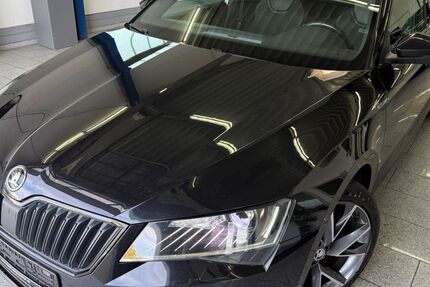 Skoda Superb 170.567 km 17.990 &euro; Köln 50829