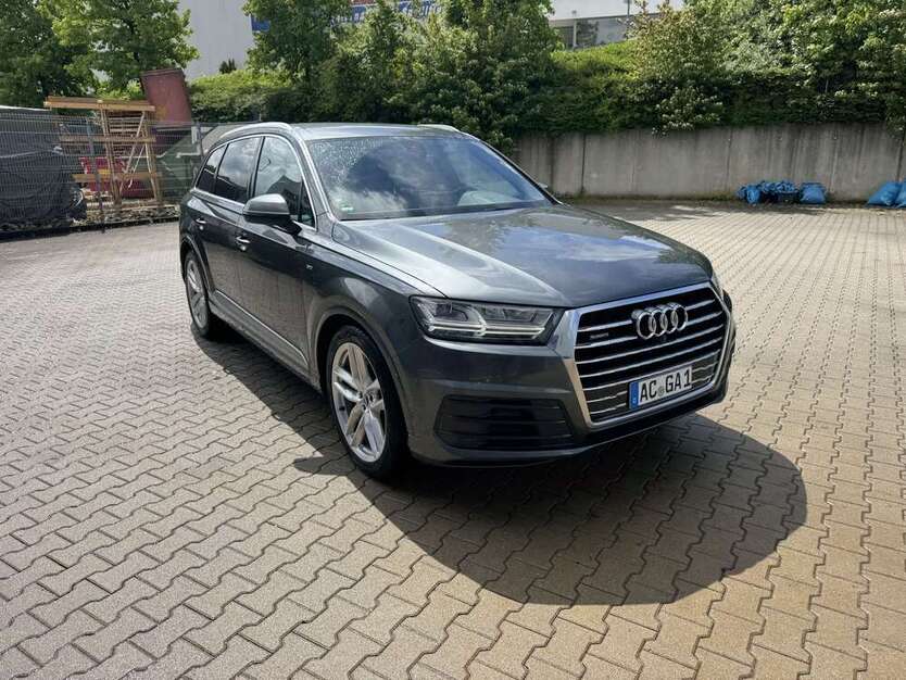 Q7