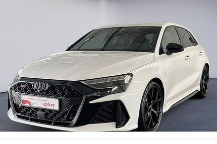 Audi RS3 2.150 km 72.990 &euro; Göttingen OT Grone 37081