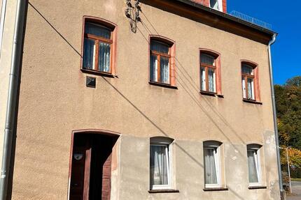 Haus Meerane - 9 Zimmer, 120 m&sup2;, 49.900&euro; | Angebot:25378971