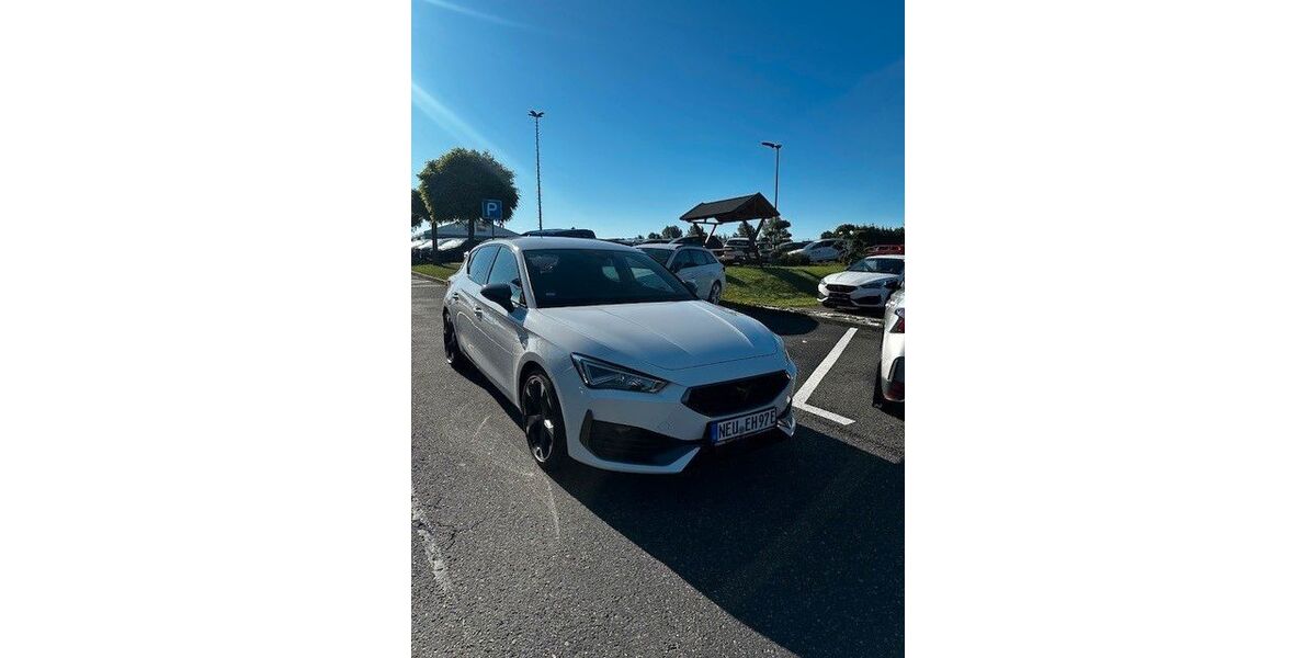 Cupra Leon 29.000 km 22.500 &euro; Bad Krozingen 79189