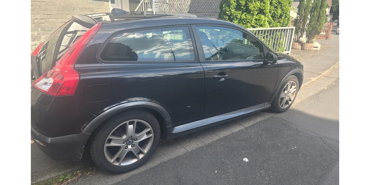 Volvo C30 225.238 km 3.100 € Neunkirchen 66538
