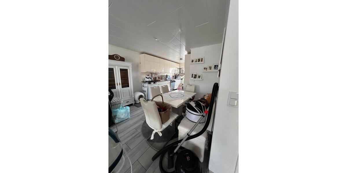 Erdgeschoßwohnung Enger - 3 Zimmer, 96 m&sup2;, 850&euro; | Angebot:26652911