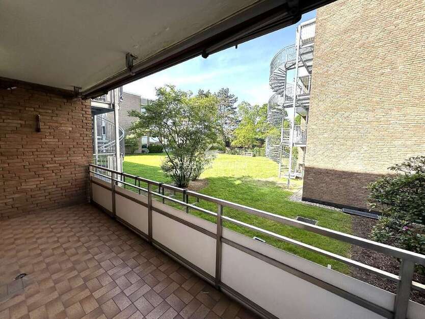 Wohnung zum Kaufen in Düsseldorf 349.000 € 85.48 m²