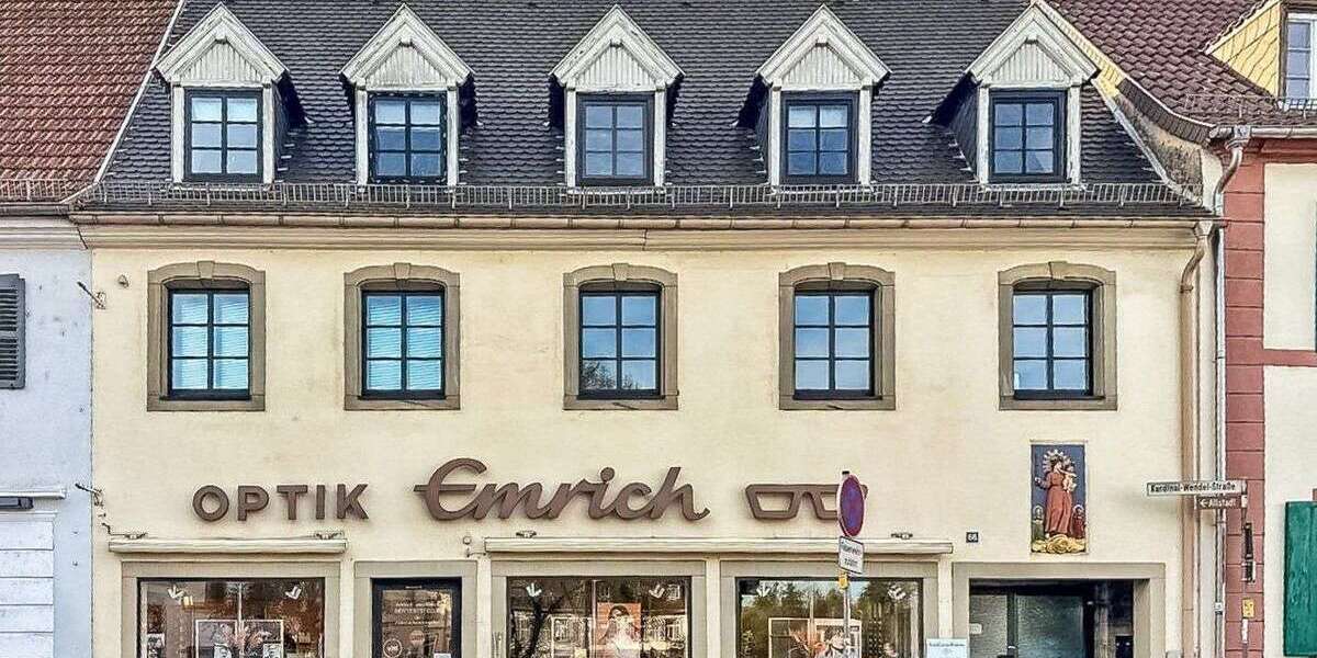 Haus zum Kaufen in Blieskastel 369.000 € 128 m² 9 zimmer
